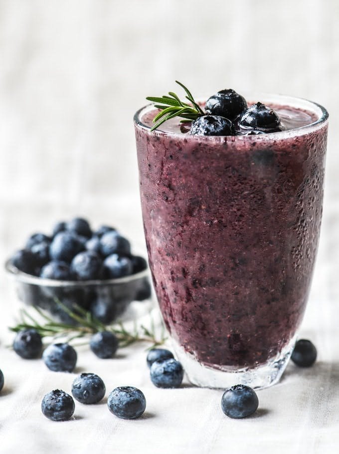 79247antioxidant-berries-beverage-1842615